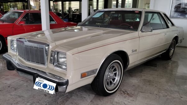 CHRYSLER CORDOBA