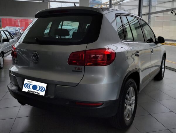 VOLKSWAGEN TIGUAN 1.4 TSI AUT - Image 3