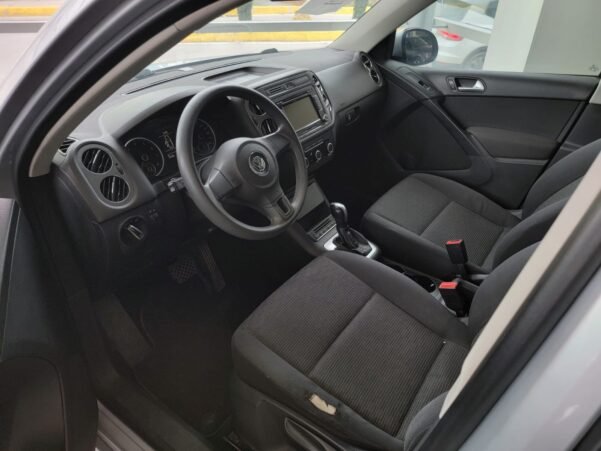 VOLKSWAGEN TIGUAN 1.4 TSI AUT - Image 2