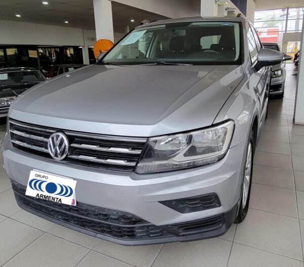 VOLKSWAGEN TIGUAN TRENDLINE AUT