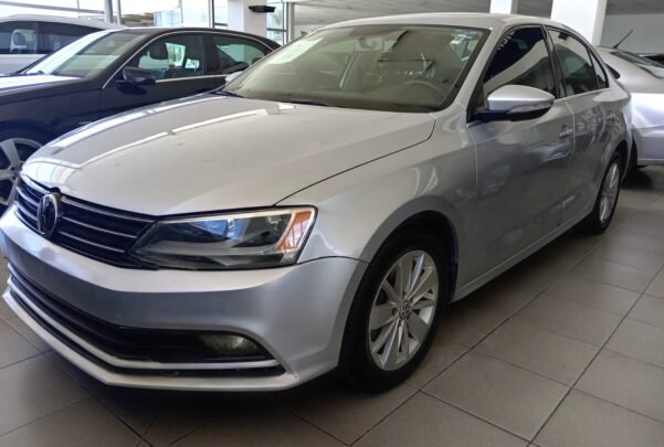 VOLKSWAGEN JETTA TDI DSG, 2015 - Image 3