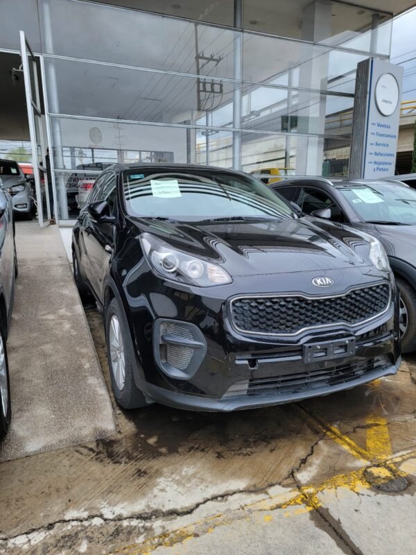 KIA SPORTAGE LX 2.0 AUT - Image 2