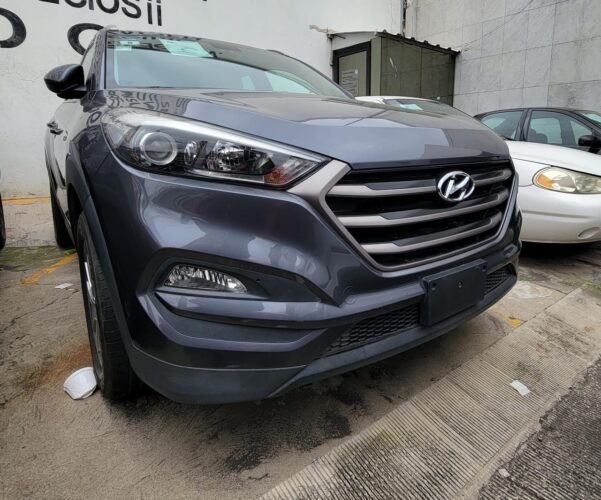 HYUNDAI TUCSON 2.0 AUT