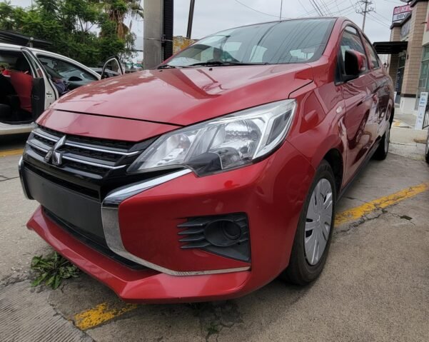 MITSUBISHI MIRAGE SEDAN GLX AUT - Image 2