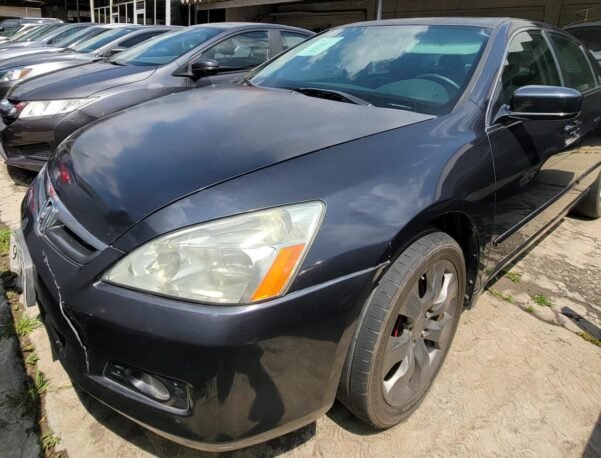 HONDA ACCORD CX V6 AUT - Image 2