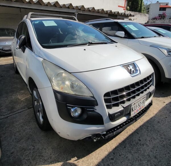 PEUGEOT 3008 FELINE AUT