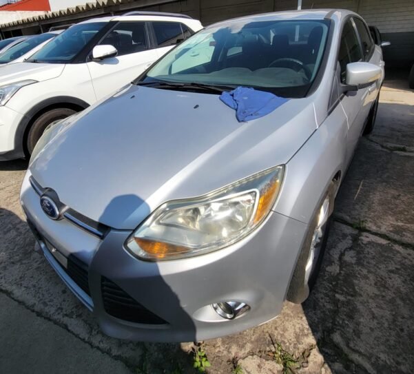 FORD FOCUS SE SEDAN AUT - Image 2