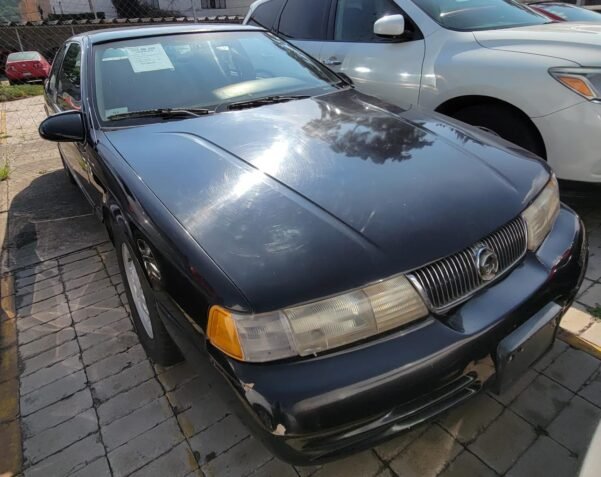 FORD COUGAR V8 AUT
