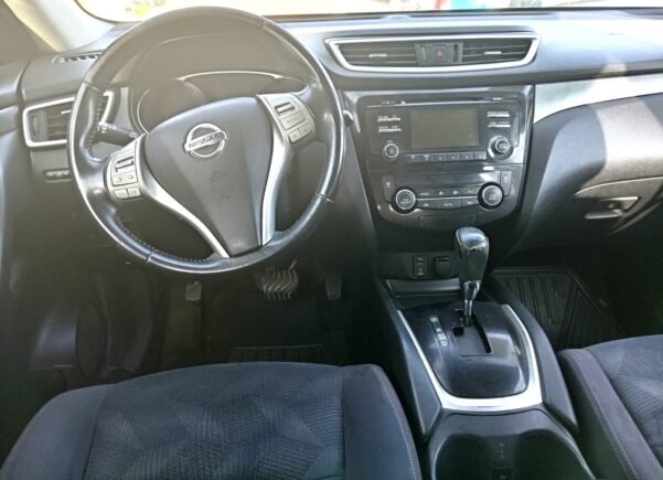 NISSAN XTRAIL - Image 7