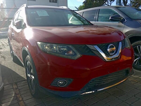 NISSAN XTRAIL - Image 4