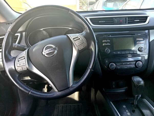 NISSAN XTRAIL - Image 5