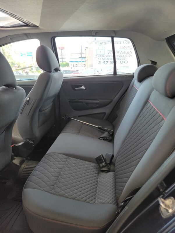 VOLKSWAGEN CROSS FOX STD QIC - Image 4