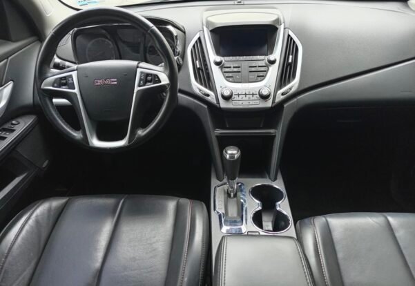 GMC TERRAIN SLT - Image 4