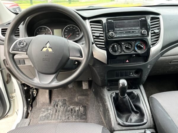 MITSUBISHI L 200 LR STD - Image 9
