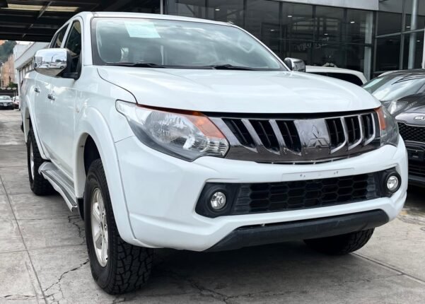 MITSUBISHI L 200 LR STD - Image 2