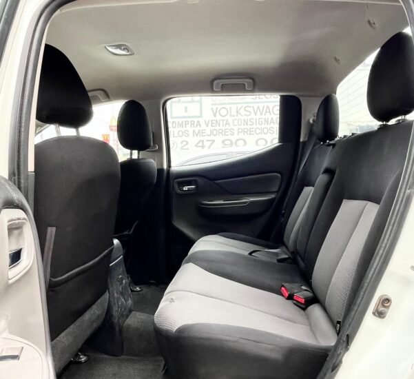 MITSUBISHI L 200 LR STD - Image 12