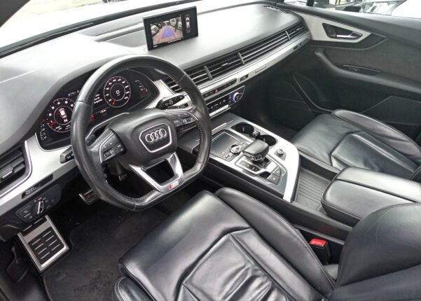 AUDI Q7 S LINE V6 3.0 TURBO - Image 5