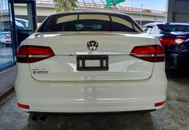 VOLKSWAGEN JETTA TRENDLINE 2.0 TIP - Image 4