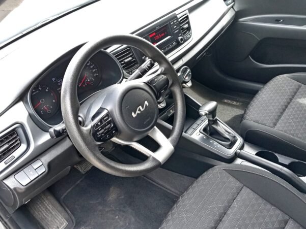 KIA RIO SEDAN L 1.6 AUT - Image 4