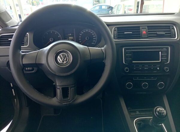 VOLKSWAGEN JETTA MK 2.0 - Image 3