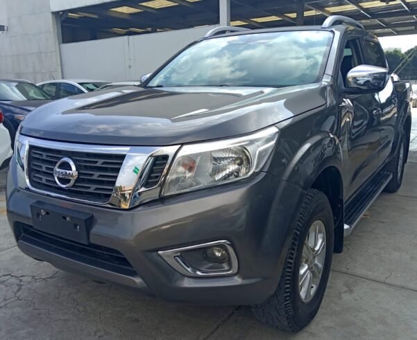 NISSAN FRONTIER LE STD - Image 3