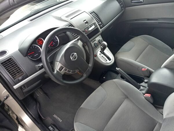 NISSAN SENTRA EMOTION AUT - Image 4