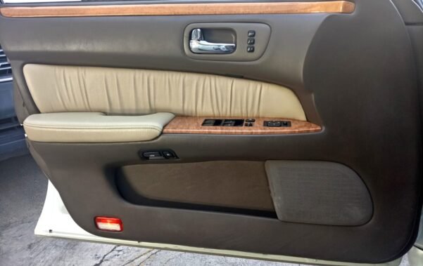 INFINITI Q45 AUT - Image 6