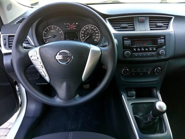 NISSAN SENTRA SENSE STD - Image 5