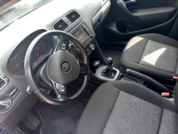 VOLKWAGEN POLO COMFORTLINE PLUS STD - Image 7