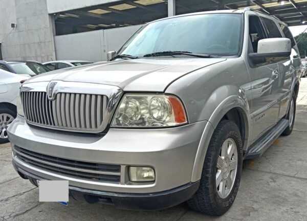 LINCOLN NAVIGATOR - Image 2