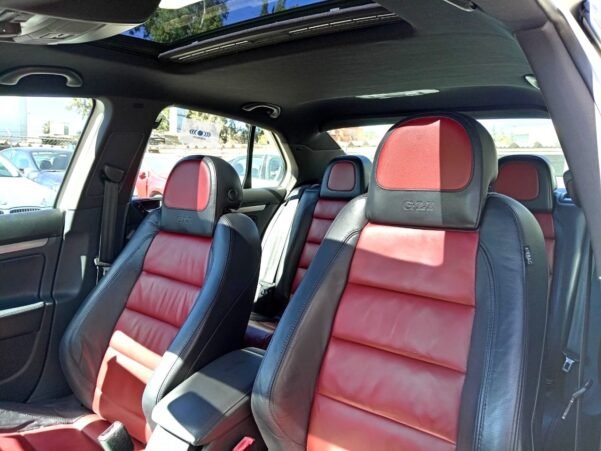 VOLKSWAGEN BORA GLI DSG 2.0T - Image 4
