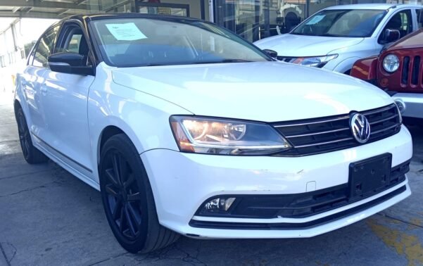 VOLKSWAGEN JETTA TRENDLINE 2.5 TIP - Image 2