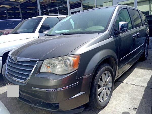 CHRYSLER TOWN & CONTRY LIMITED