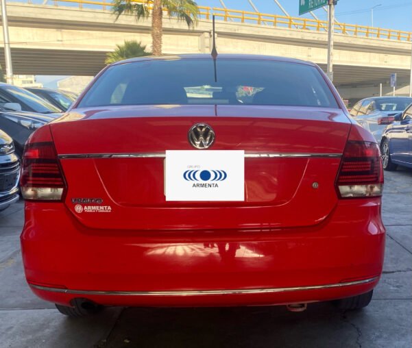 VOLKSWAGEN VENTO STARTLINE STD - Image 8