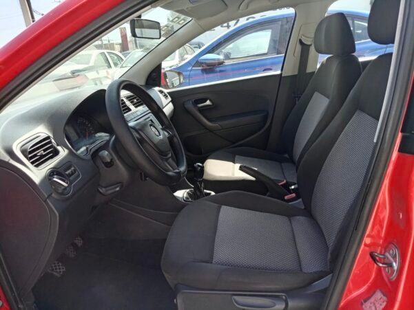 VOLKSWAGEN VENTO STARTLINE STD - Image 5
