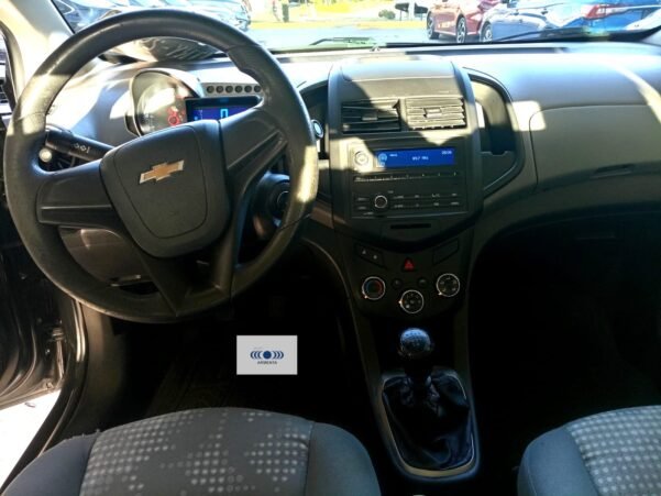 GM CHEVROLET SONIC LS SEDAN STD - Image 6