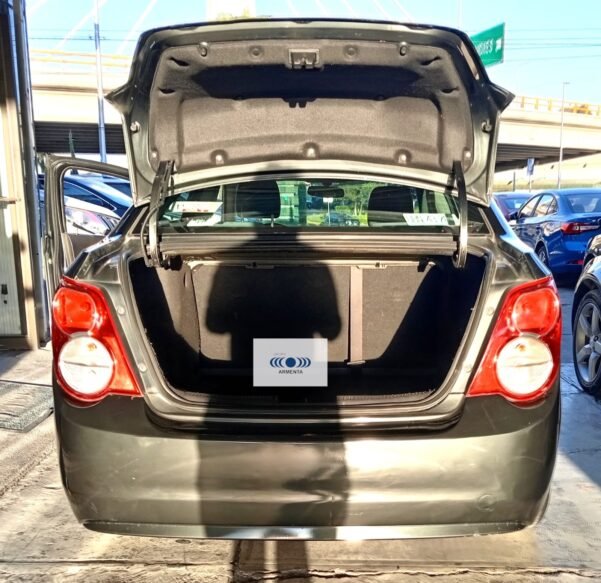 GM CHEVROLET SONIC LS SEDAN STD - Image 7