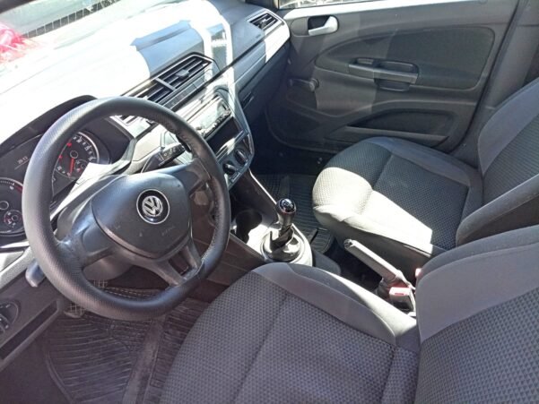 VOLKSWAGEN GOL SEDAN STD - Image 5