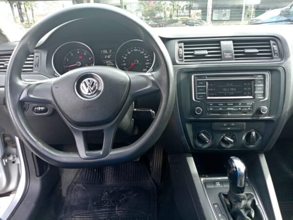 VOLKSWAGEN JETTA MK 2.0 TIP - Image 4