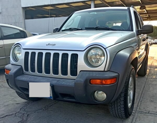 JEEP LIVERTY 4X2 AUT - Image 2
