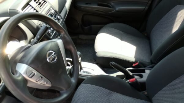 NISSAN VERSA SENSE AUT - Image 5