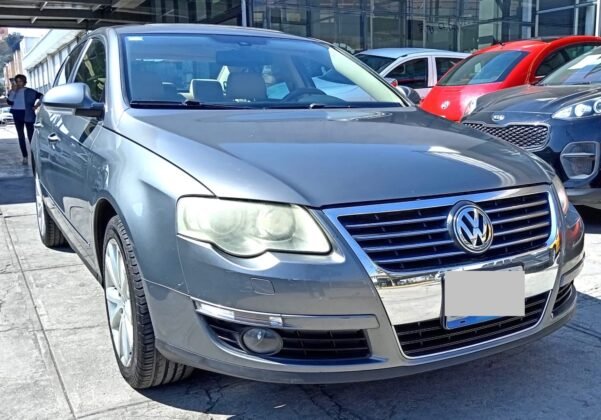 VOLKSWAGEN PASSAT V6 4MOTION TIP - Image 2