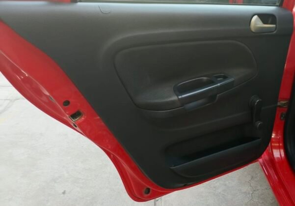 VOLKSWAGEN GOL SEDAN COMFORTLINE STD - Image 6