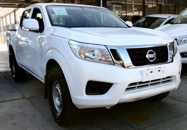 NISSAN NP 300 STD - Image 2
