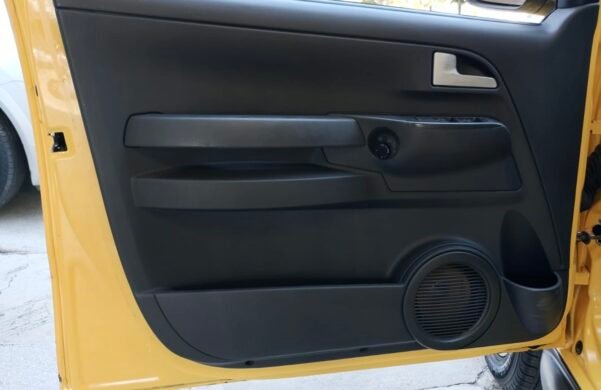 VOLKSWAGEN CROSS FOX STD - Image 8