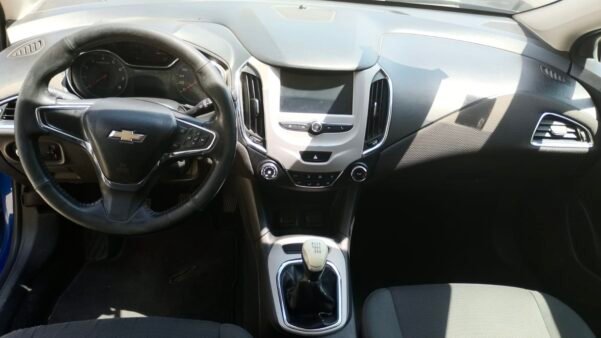 GM CHEVROLET CRUZE LS STD - Image 4