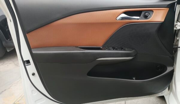 CHEVROLET CAVALIER PREMIER AUT - Image 3