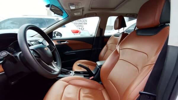 CHEVROLET CAVALIER PREMIER AUT - Image 5