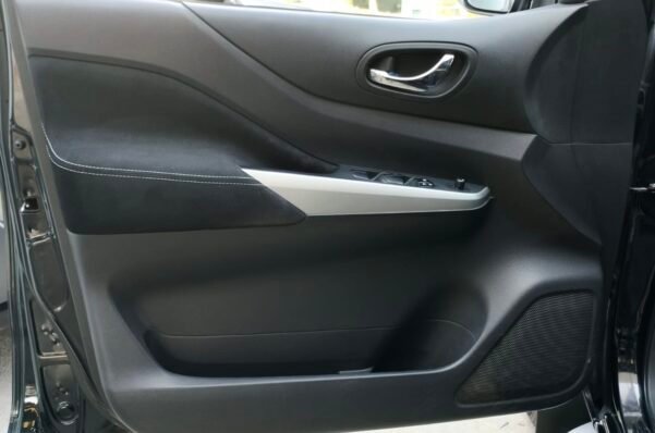 NISSAN NP300 FRONTIER LE STD - Image 4