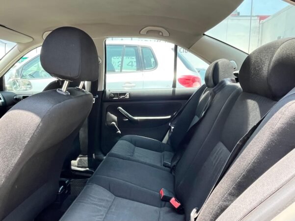 VOLKSWAGEN JETTA CLASICO CL AIRE STD - Image 7